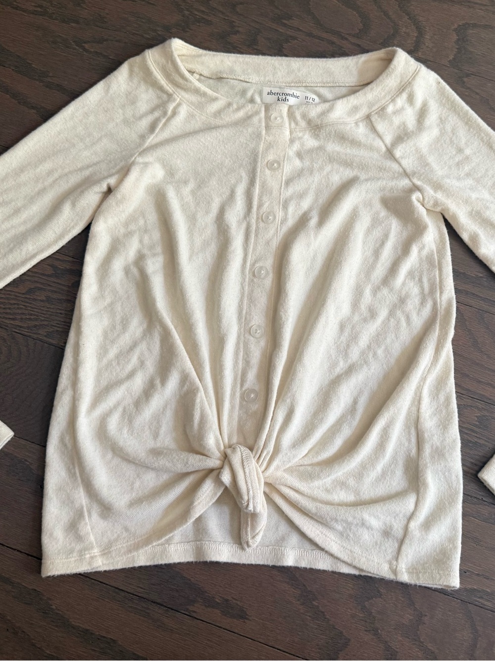 Abercrombie & Fitch kids girls size 11/12 long sleeve sweater shirt Ivory tie